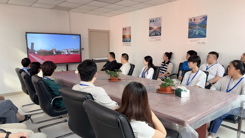 銘記歷史,共筑未來 |光潤通組織干部職工集中觀看93閱兵盛典(圖2) 圖片4.png